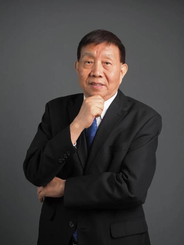 Tong-Yi Zhang